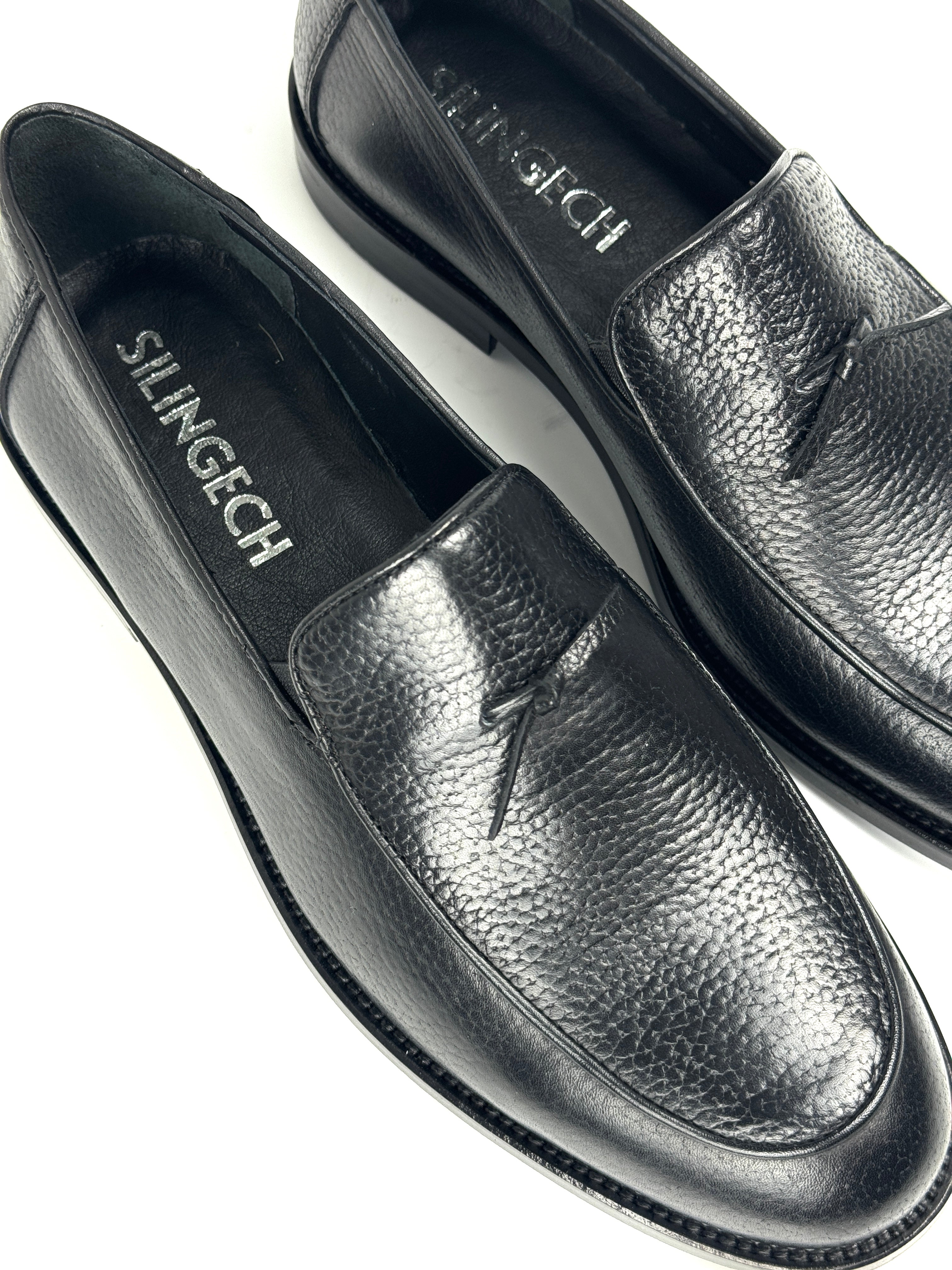 Silingech Textured Black Calf Leather Tassel Loafers