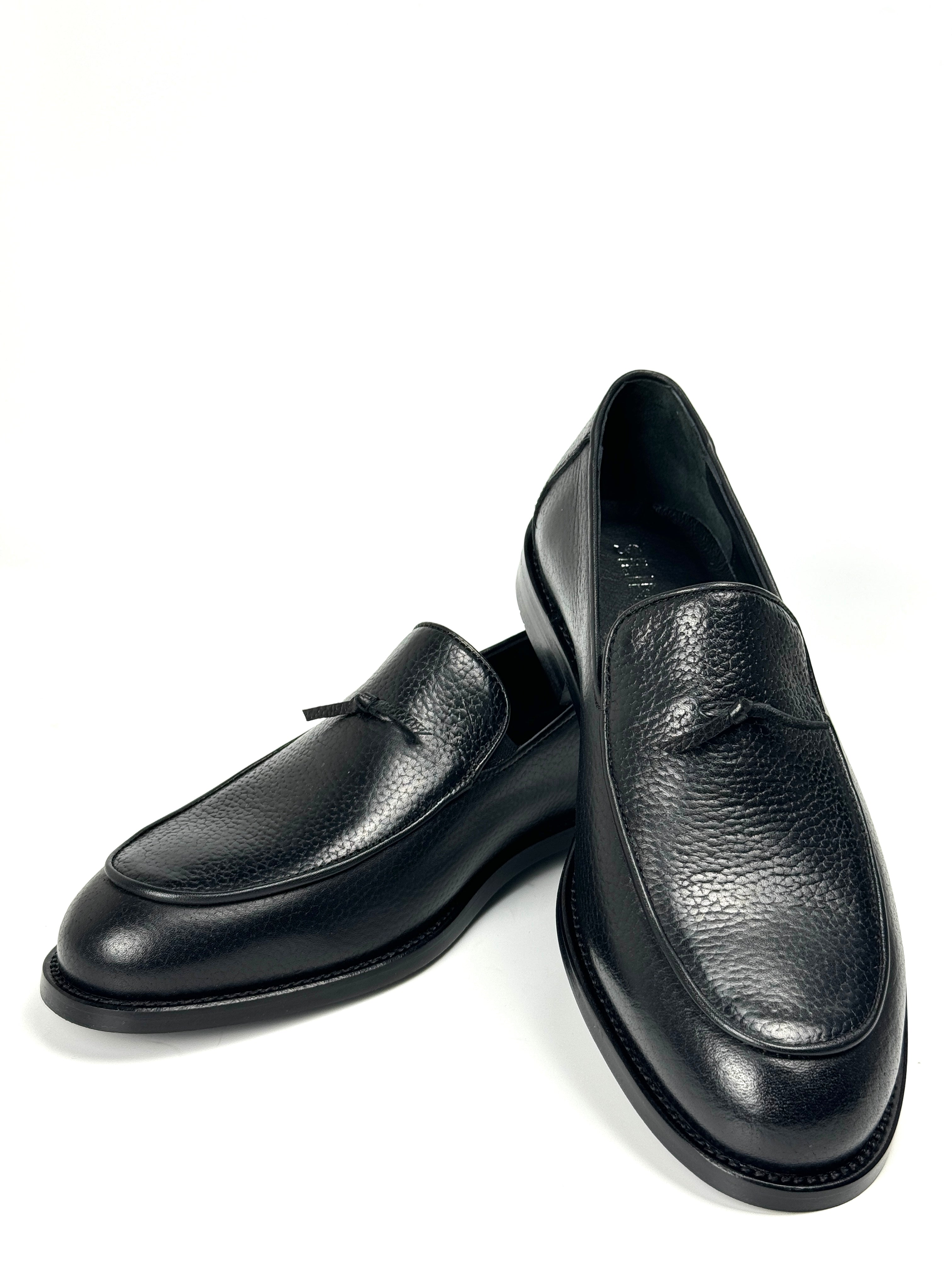 Silingech Textured Black Calf Leather Tassel Loafers